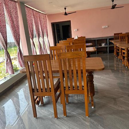 Prantik Hotel And Resorts Tajpur Exterior photo