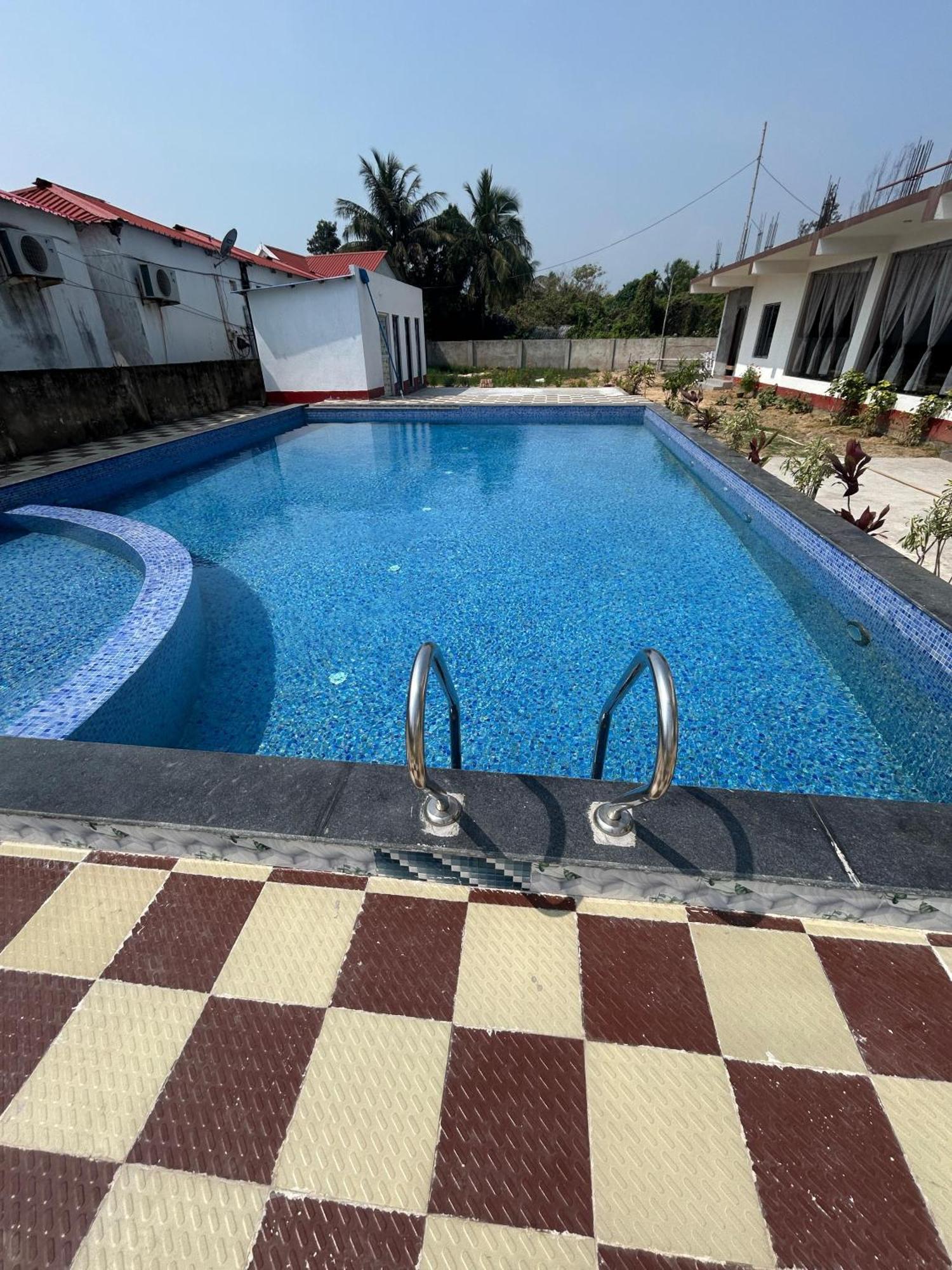 Prantik Hotel And Resorts Tajpur Exterior photo