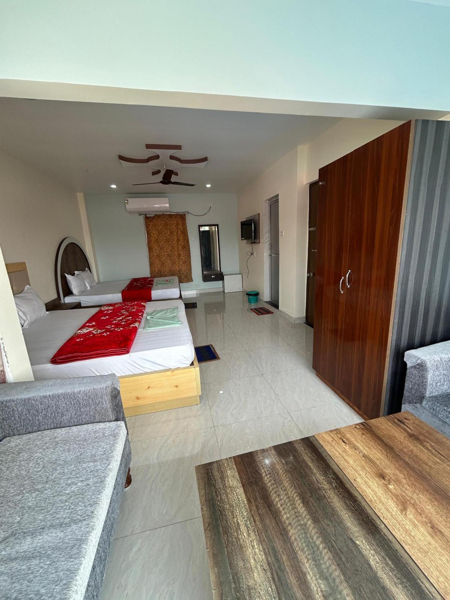 Prantik Hotel And Resorts Tajpur Exterior photo